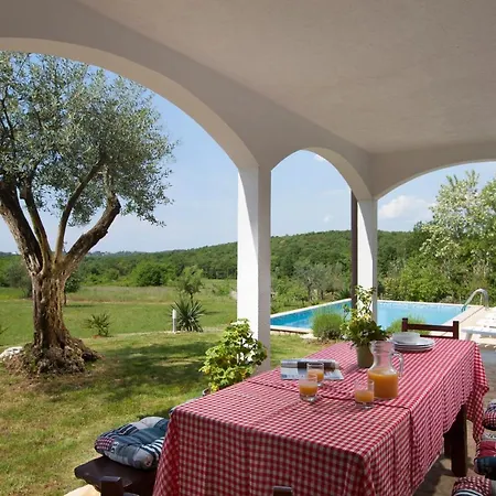 Relax In Nature Villa Mugeba Club Porec Exterior photo